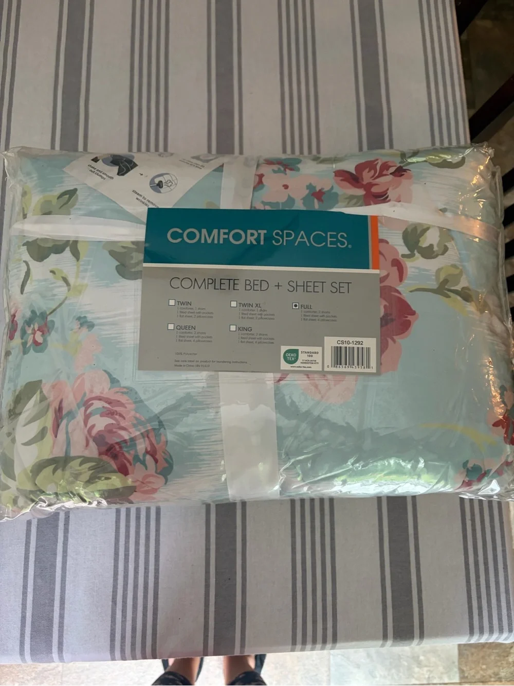 Floral Print Light Blue and Green Reversible Comforter Set
